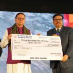 नैनीताल बैंक द्वारा जोशीमठ भूधंसाव से प्रभावितों के लिये मुख्यमंत्री को सौंपा 20 लाख का चेक