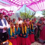 प्रधानाध्यापिका विछना रौथाड़ को ग्रामीणों व विद्यालय परिवार ने दी भावभीनी विदाई